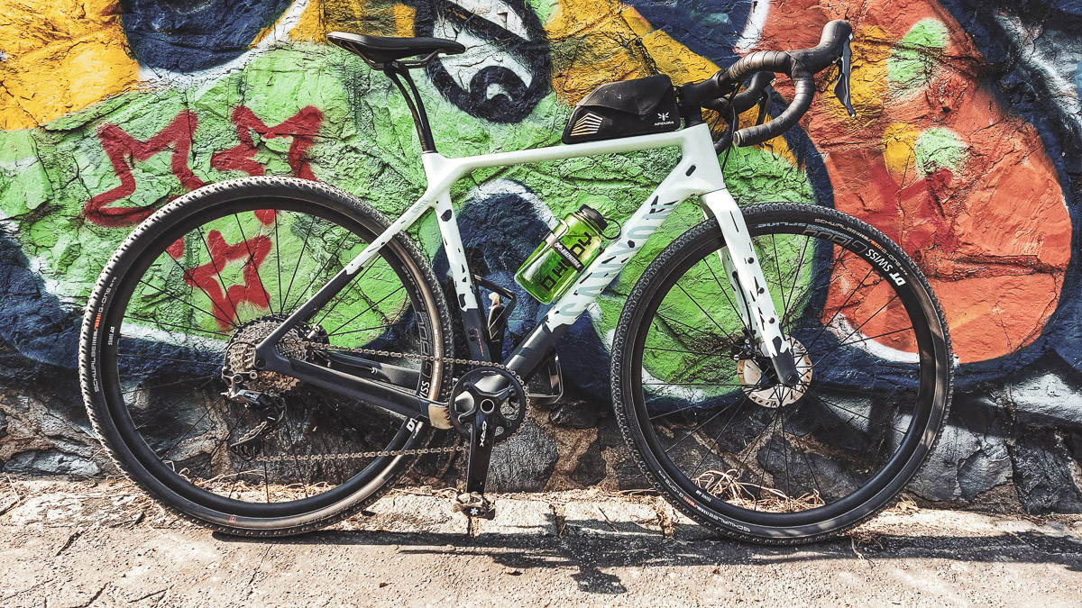 Canyon Grizl CF LS 8 1BY – Návrat ke kořenům cestovní cyklistiky