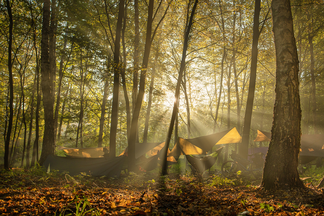 Bikepacking with hammock in Poland on photo by @bushcraft.jack.